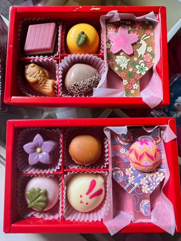 Chocolate Gift Ideas for Valentine’s Day 2023 photo