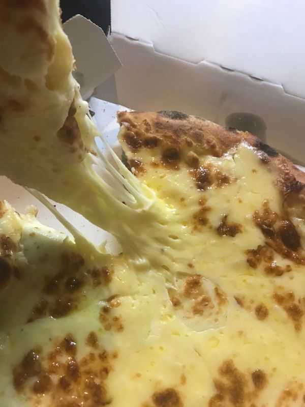 Domino's Quadruple Cheese Pizza Review photo