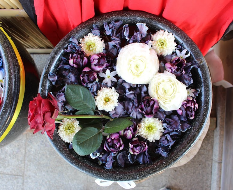 Guess the Anime from the Flowers photo