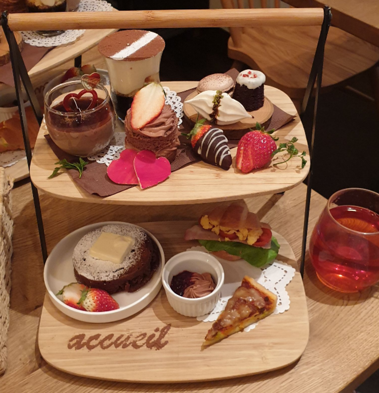 Valentine’s Afternoon Tea in Tokyo photo