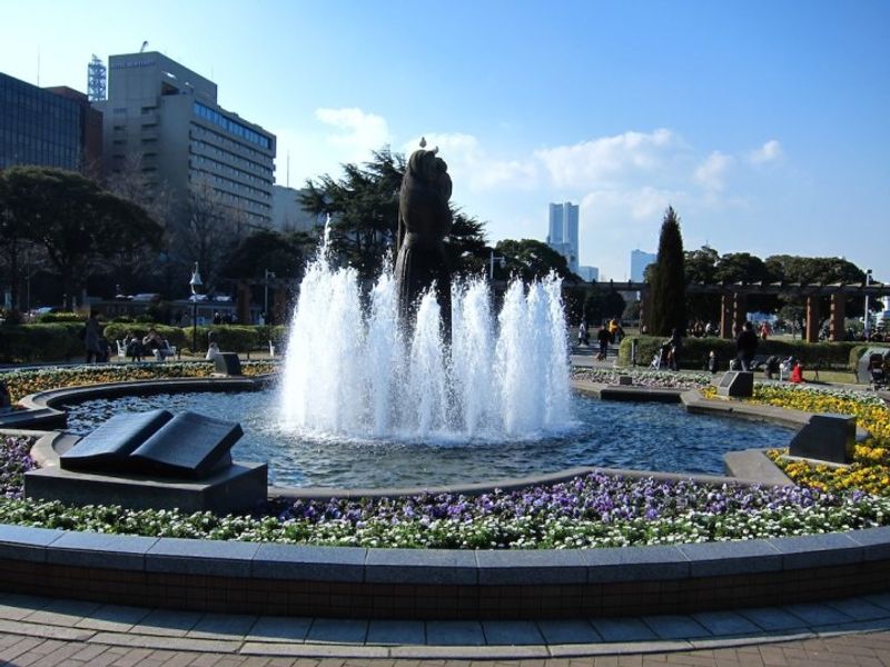 横滨最受欢迎的10个景点以及入场费用 photo