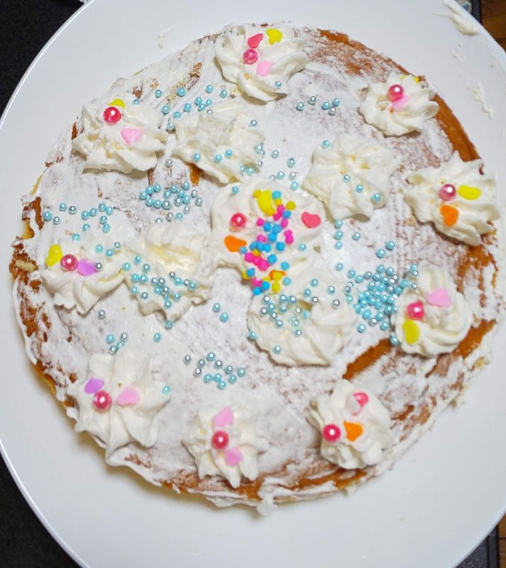 Sponge cake for quasi-cooking with kids photo