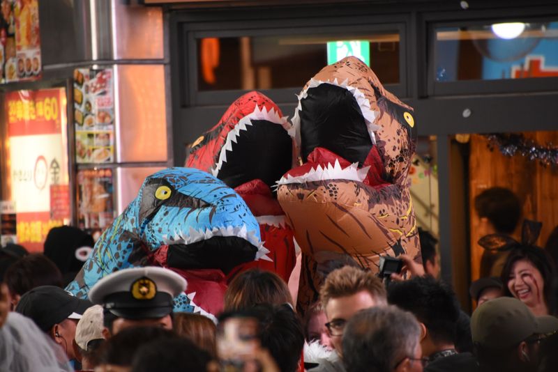 Haunted by Halloween chaos Shibuya authorities bring back ban on street drinking photo