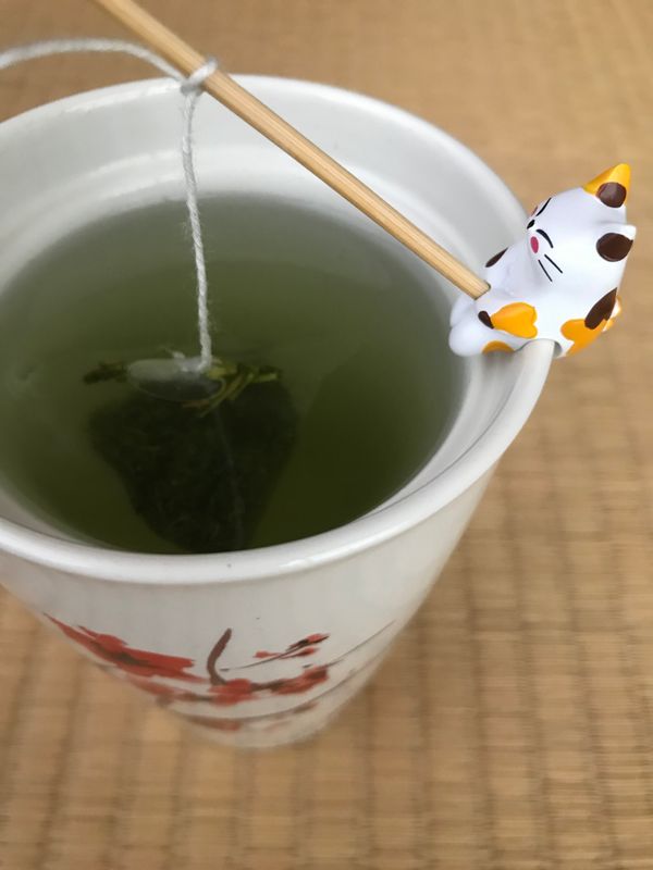 Two types of Shizuoka green tea - with added cute to boot! photo