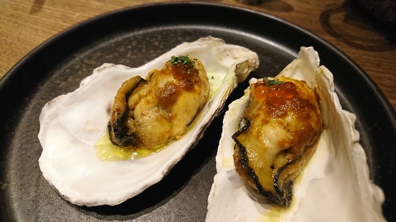 Japan's Approach to Cooking Oysters photo