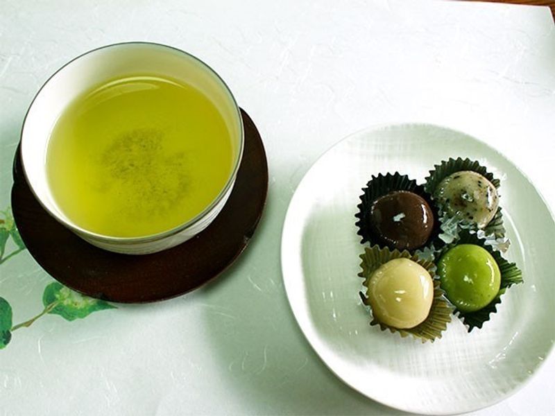 ダイエットなら熱湯で淹れた緑茶がおすすめ photo