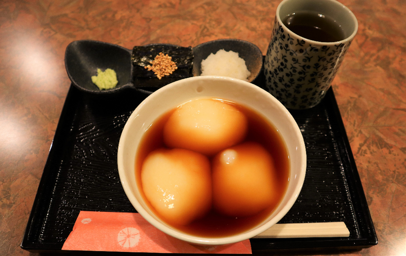 萬歳公重の「東京で出会う 心ときめく静岡茶」vol.10 「月光」の“極上のお餅とともにこだわりの日本茶を” photo