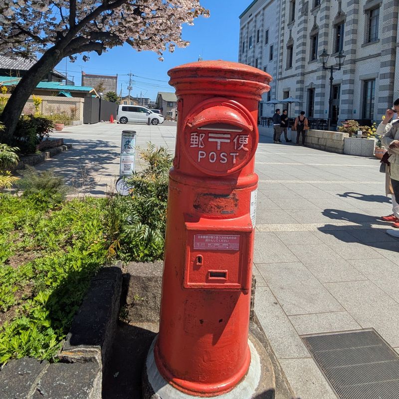 Start date for special handling of New Year's mail photo