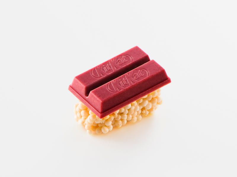 Nestlé Japan brings back Sushi KitKat for opening of airport chocolatory photo