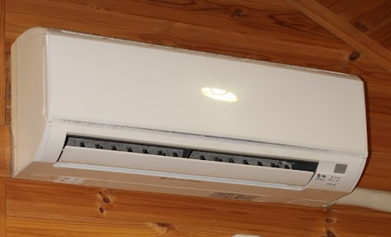 How a sales assistant saved us a small fortune on air conditioners photo