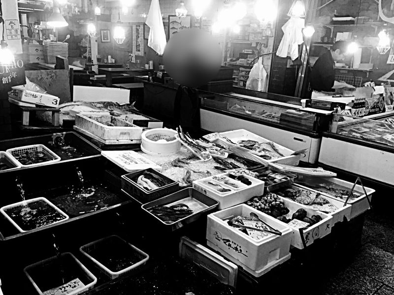 照片ESSAY：在黑门市场大阪的商人历史的真实味道。 photo
