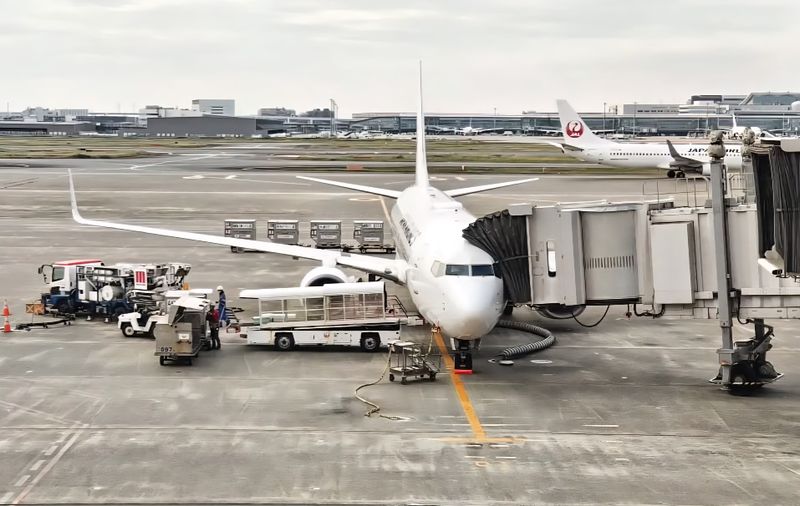 Government considering raising departure tax prices photo