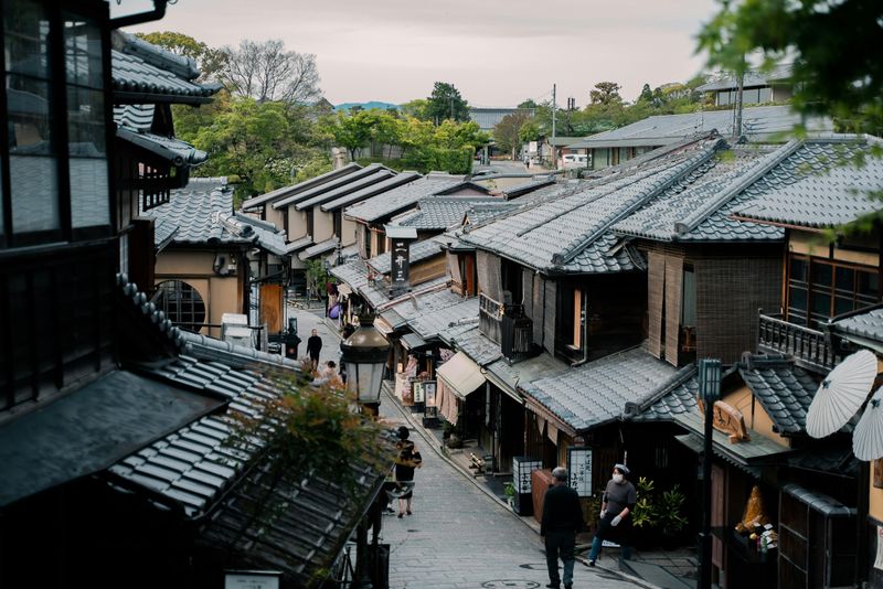 Walkable Japanese cities for well-being photo