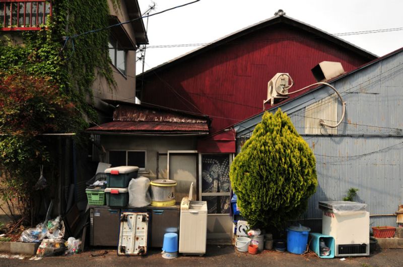 As Japan prepares for the 'big clean' (大掃除) are we likely to follow suit? photo