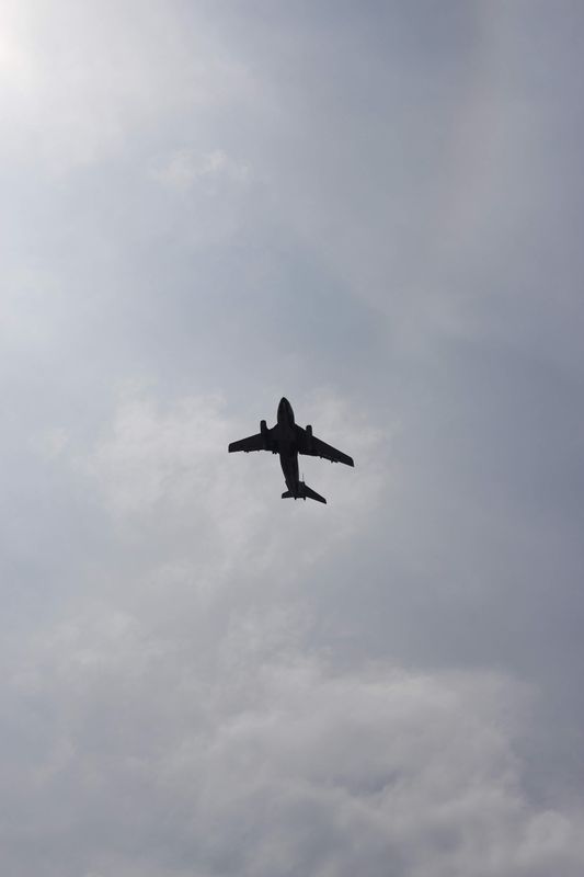 A 'moving' honeymoon day photo