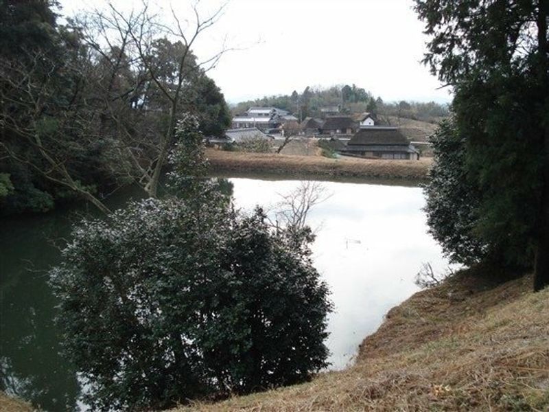 冈山的五重要的农舍逍遥游。 photo