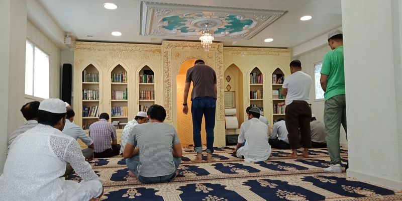 Pengalaman Sholat Jumat di Negeri Sakura photo