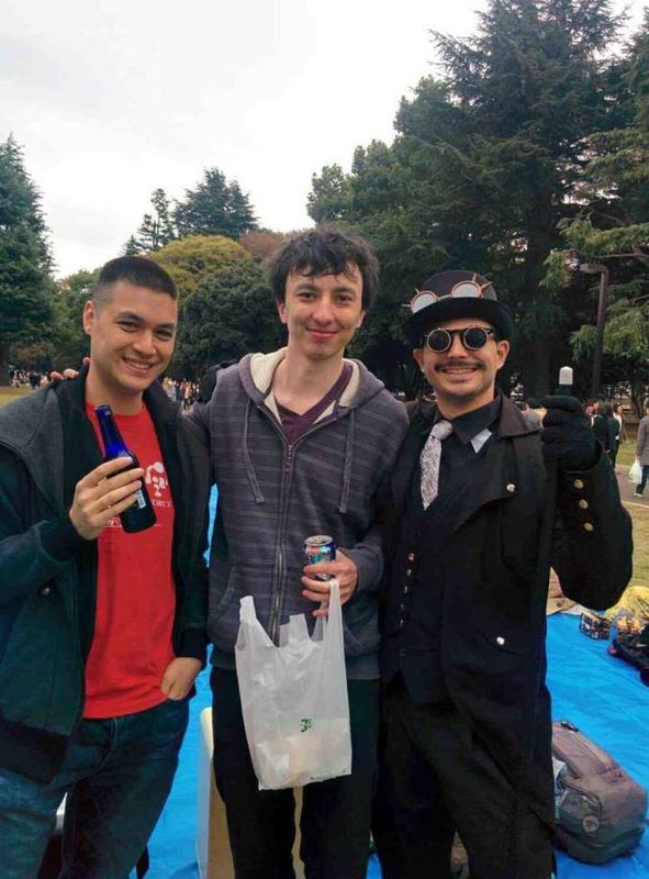Hanami Experience: Partying it up with a bunch of YouTubers! photo