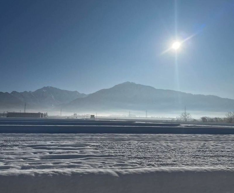 A difficult few days in Japan's snowy areas photo