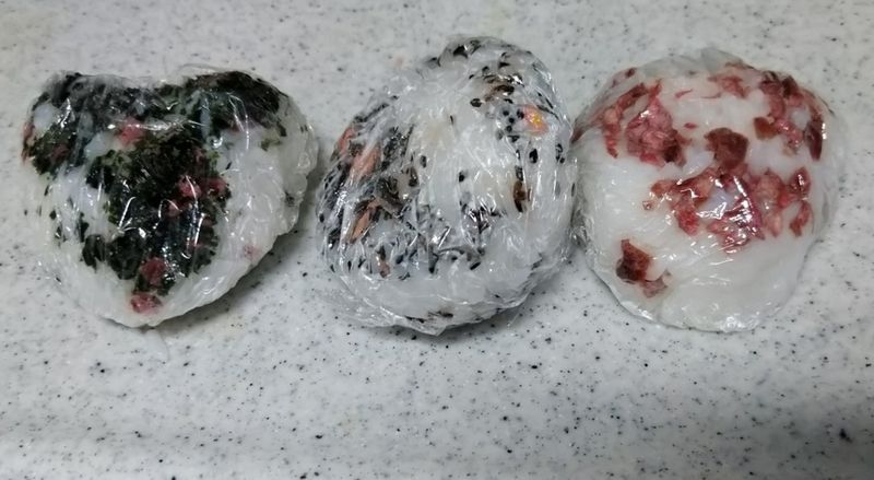 ข้าวปั้นลูกพลัม 3 วิธี photo