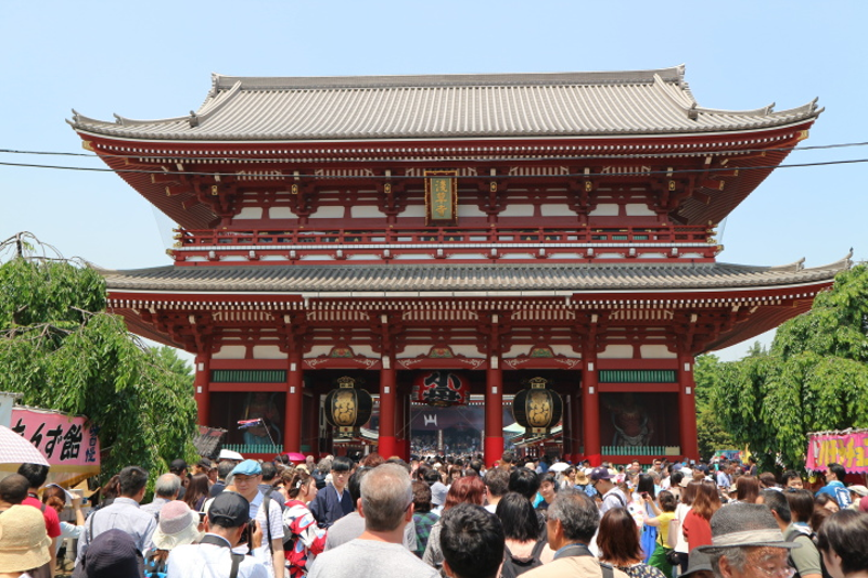 日本で最も驚くべき10の建物：外国人観光客、建築家がテレビを選ぶ photo