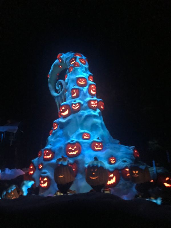 Halloween at Tokyo Disneyland photo