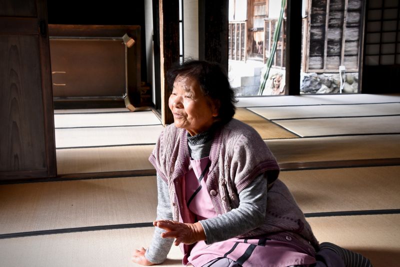300-year-old home in rural Shizuoka continues to extend warm welcome photo