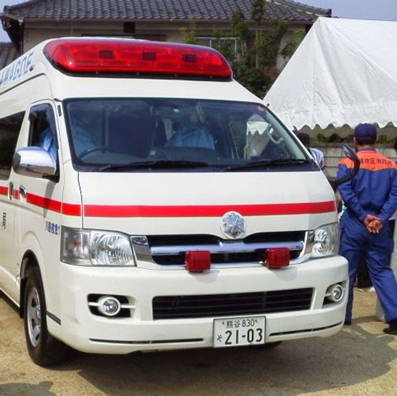 Speed limited ambulances in Japan photo