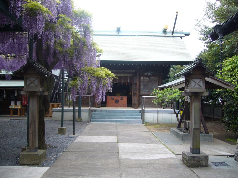 Kokuryo-jinja Shrine photo